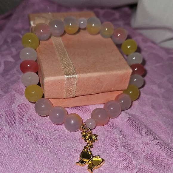 Elegant Multicolor Glass Beaded Bracelet with Gold Charms - Picture 3 of 6